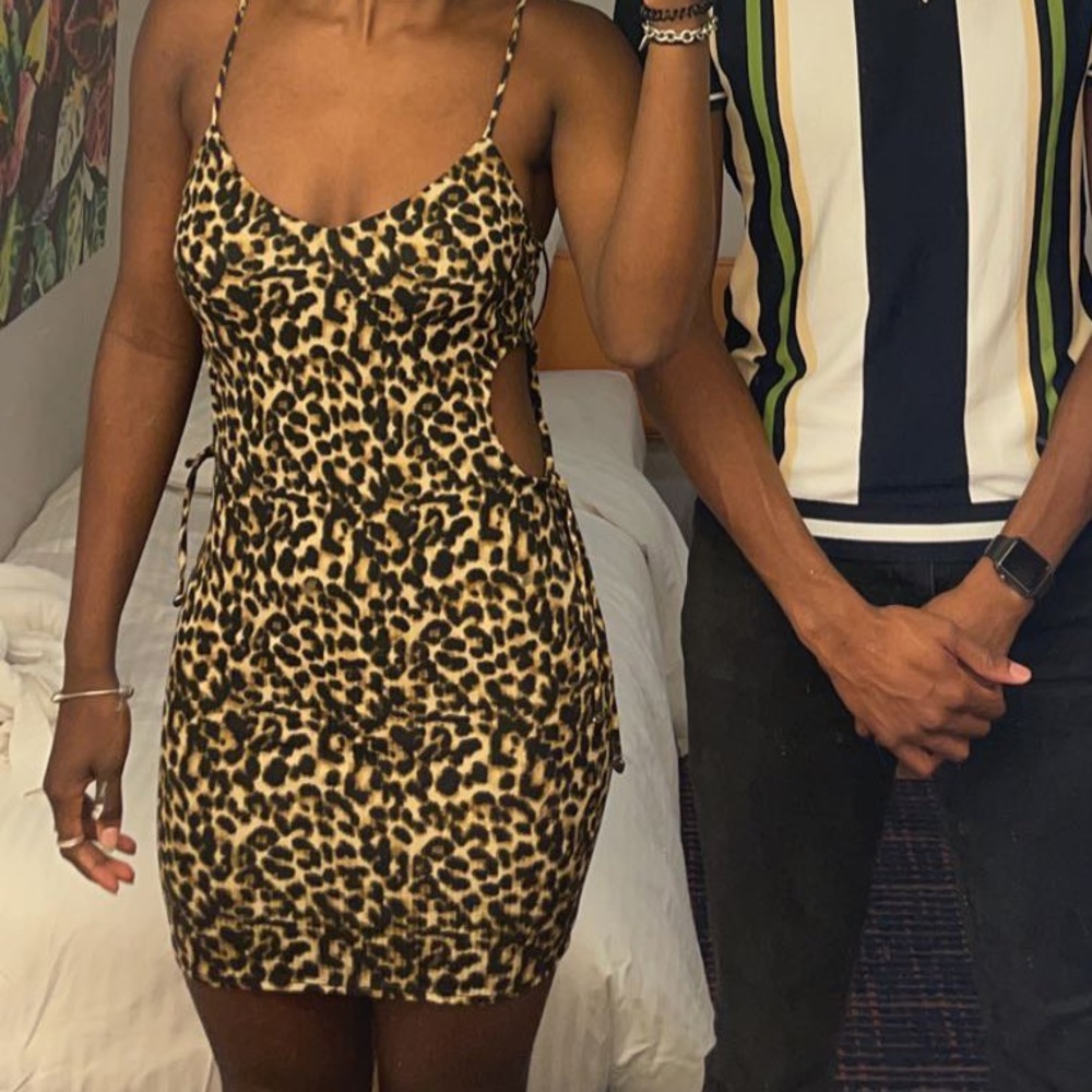 Forever 21 cheetah print dress Large